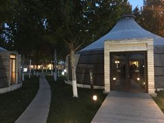 -九十九顶毡房(阜石路店)