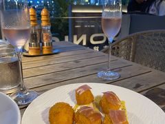 -MONICH牛排融合餐厅(和义大道购物中心店)