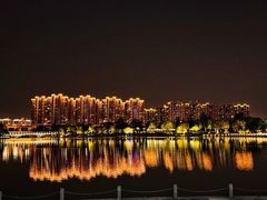 -翠山·映月湖景餐厅(映月湖公园店)