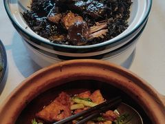 -八府香鸭·啫啫煲(华山路店)