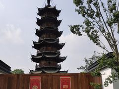 -龙华寺