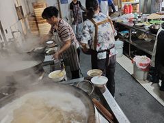 -红灯笼大酒楼(通湖路店)