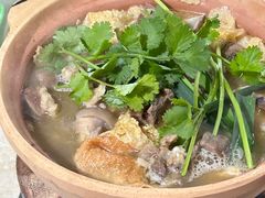 -雄伟美食(高沙中街店)