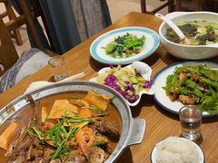 -东来菜馆•手抓海鲜家常菜•海鲜锅贴(鸽子窝店)
