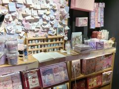 -九木杂物社(新奥购物中心店)