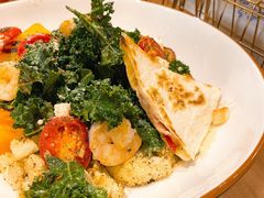 -POKEE VIA&Brunch·维娅(重庆来福士店)