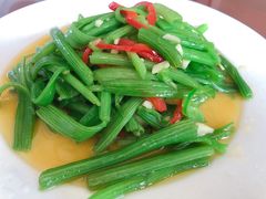 -万佛湖许老大铁锅鱼(黑金冠店)