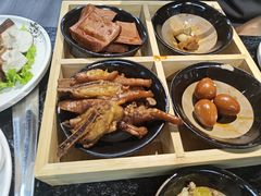 -渝里重庆火锅(航天城店)