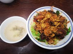 秘制脆皮猪脚饭-陆长玖古法猪脚饭(玄风桥店)