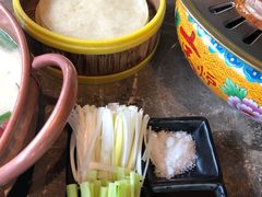 -三人行骨头王火锅(长寿店)