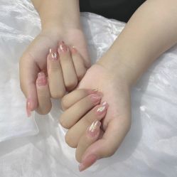 -爱纶美·美甲美睫半永久