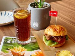 -必胜客(万象城店)