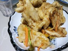 -老码头黑皮肘子锅包肉(赣水路店)