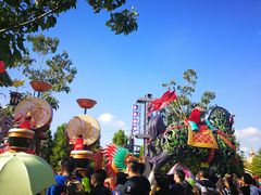 花车游行-上海迪士尼度假区