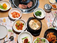 老白吾桑格-本家韩国烤肉(青岛万象城店)