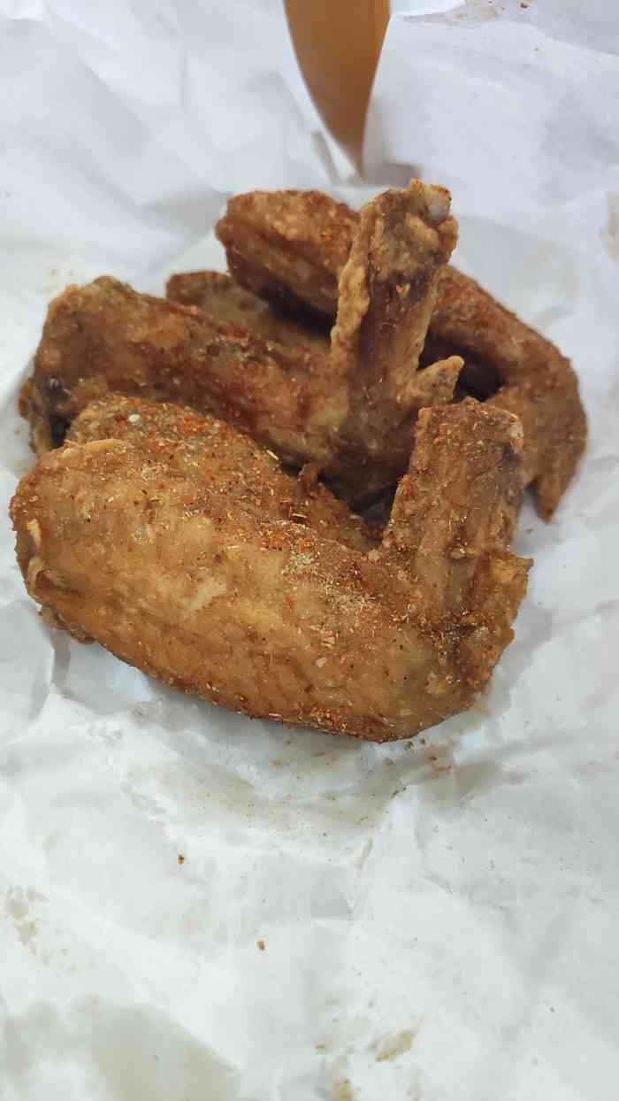 延庆观炸鸡-"大爱,口味不错,十里飘香,炸鸡皮和小鸡腿.