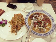 酸菜鲈鱼-天成川菜馆(华乐店)