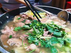 -川堂风·跷脚牛肉·乐山爆炒(宝山日月光店)