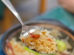 煲仔饭腊味-广东仔港式茶餐厅(银泰店)