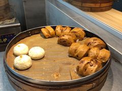 -李与白包子铺(桐梓林店)
