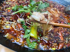 -鸿顺老铁锅美蛙鱼府(解放碑店)