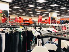 Nike Nike經銷商門市 微笑遠百店 图片 嘉义 大众点评网