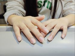 -桃色美甲沙龙