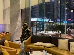-深圳温德姆至尊酒店·大堂吧·户外花园