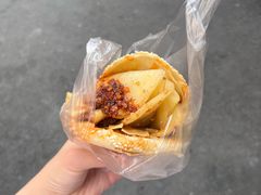 -老鼓楼麻辣烫夹馍