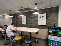 -麦当劳(中唱大厦店)