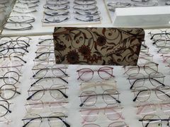 -潘多拉眼镜·蔡司依视路明月(潘家园店)