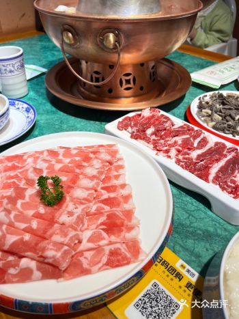中了抽奖活动，是100的代金券，去店里发现还是店里的