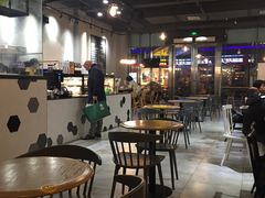 大堂-HELLO 27 意面·沙拉·帕尼尼