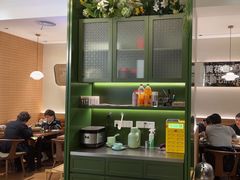 -潮界(LU·ONE凯德晶萃广场店)