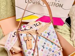 -LV路易威登(海信广场店)