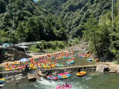 -安吉龙王山峡谷漂流