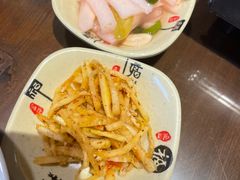 -富正毅三下锅·湘西韵味(天门山索道店)
