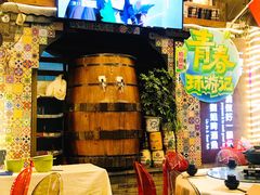-刘姐啤酒鱼民族演艺餐厅(西街总店)