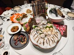 -红鼎豆捞·非遗鲍皇汤火锅(宝丰路店)