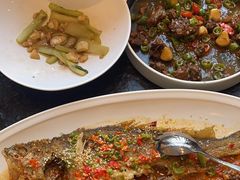 -鱼鲜饭香·招牌汽锅剁椒鱼头王