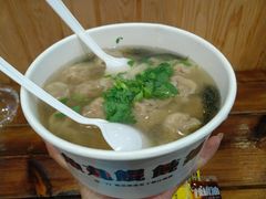 -手劲鱼丸馄饨铺(哈一百店)