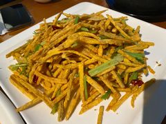 -莲餐厅·湖北菜·潜江小龙虾店(愚园路店)