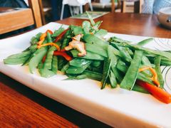 -云海肴·汽锅鸡·云南菜(天山百盛优客店)