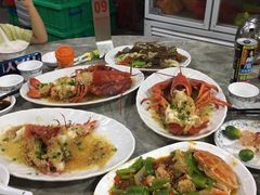 -四川小胡子海鲜(丁村万人海鲜广场店)