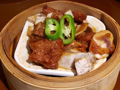黑椒牛仔骨-广州中心皇冠假日酒店·百粤楼