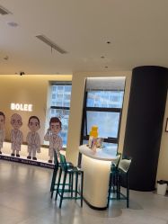 -重庆宝丽医疗美容