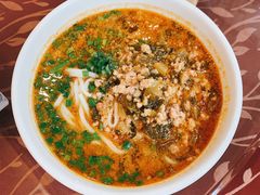 小锅饵丝-蝴蝶泉宾馆-中餐厅