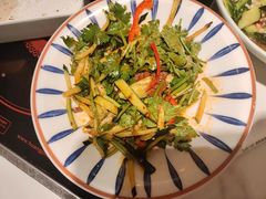 -黄记煌三汁焖锅(新佳丽江汉路店)