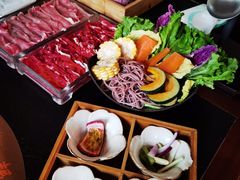 -菌自由丨野生菌火锅特色庭院餐厅(丽江古城店)