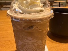 -星巴克臻选(上海中环广场2F店)